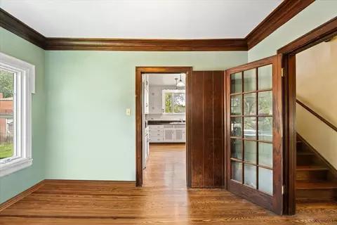 219 E Saint Charles Rd, Elmhurst, IL 60126 photo 10