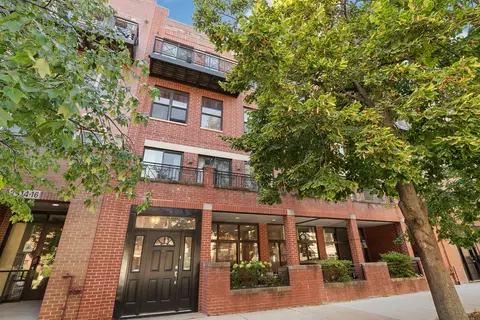 2518 N Willetts Ct #GS, Chicago, IL 60647