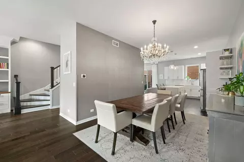 Dining - 232 E 18th St, Chicago, IL 60616 photo 1 of 2