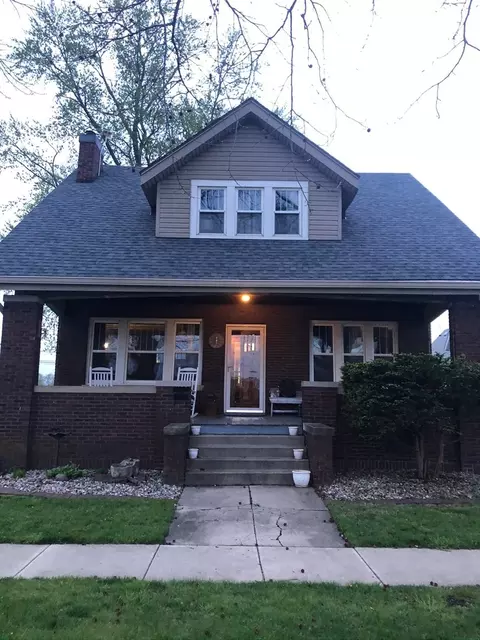 1120 Broadway Ave, Mattoon, IL 61938