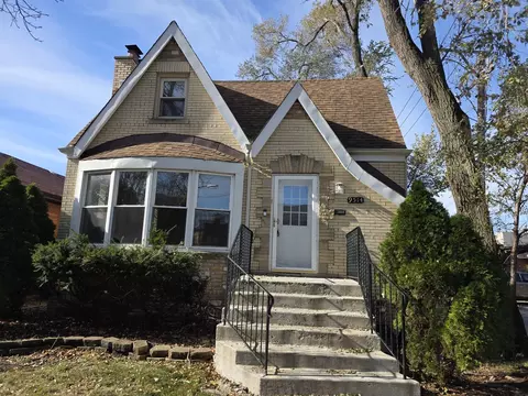 9514 S Bell Ave, Chicago, IL 60643