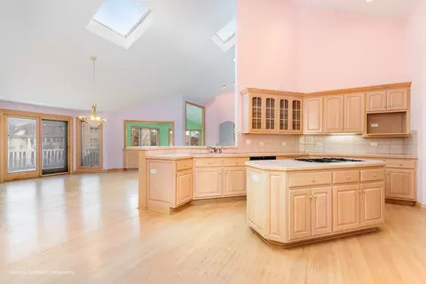 Other - 9370 Cascade Cir, Burr Ridge, IL 60527 photo 2 of 8