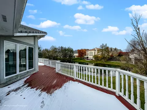 Exterior - 9370 Cascade Cir, Burr Ridge, IL 60527 photo 4 of 4