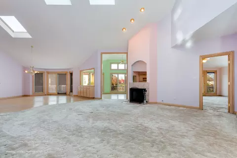 Living - 9370 Cascade Cir, Burr Ridge, IL 60527 photo 5 of 12