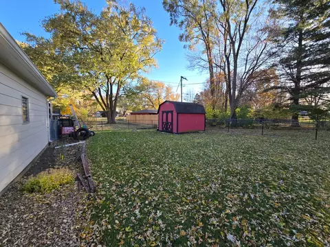 Exterior - 23311 W Peterson Dr, Plainfield, IL 60586 photo 5 of 6