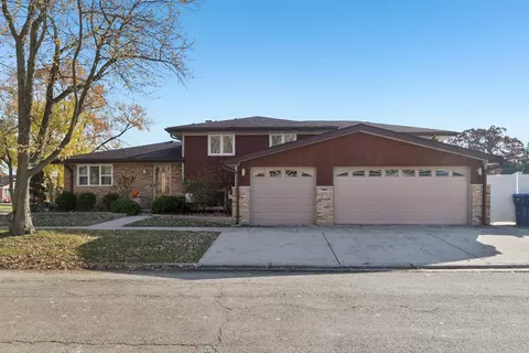 9400 S 82nd Ave, Hickory Hills, IL 60457