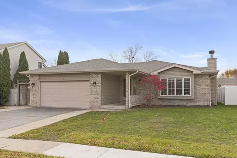 2019 Olde Mill Rd, Plainfield, IL 60586 photo 1