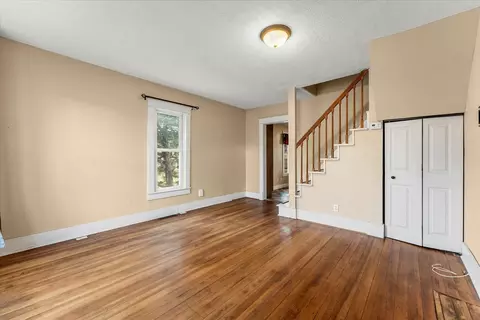 Living - 205 E South St, Mansfield, IL 61854 photo 1 of 2
