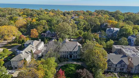 View/Area - 677 Greenleaf Ave, Glencoe, IL 60022 photo 1 of 3