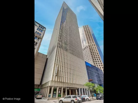 100 E Walton St #32B, Chicago, IL 60611