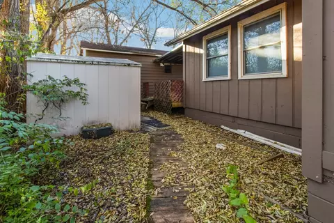 Exterior - 506 Eells Ave, Dixon, IL 61021 photo 2 of 3