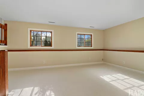 5518 W Chasefield Cir, Mchenry, IL 60050 photo 23