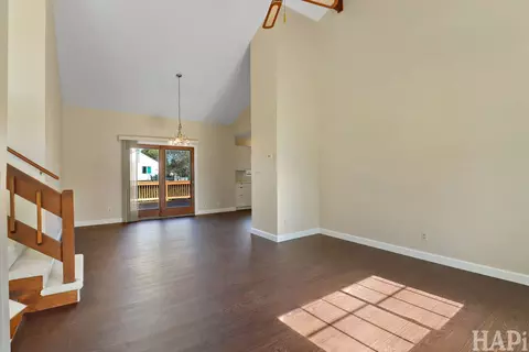 5518 W Chasefield Cir, Mchenry, IL 60050 photo 5