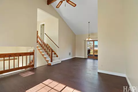 5518 W Chasefield Cir, Mchenry, IL 60050 photo 6