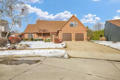 2002 O Donnell Dr, Champaign, IL 61821