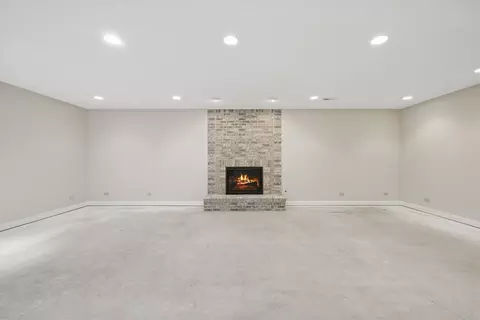 6450 Apache Dr, Indian Head Park, IL 60525 photo 33