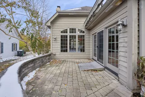 6450 Apache Dr, Indian Head Park, IL 60525 photo 42