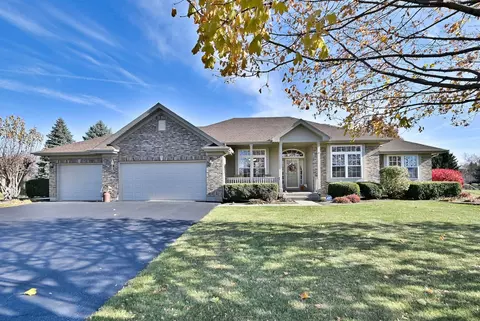 5906 Bison Ln, Johnsburg, IL 60051