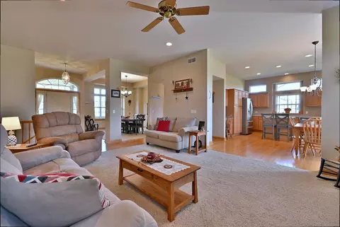 5906 Bison Ln, Johnsburg, IL 60051 photo 7
