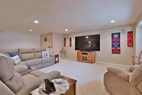 5906 Bison Ln, Johnsburg, IL 60051 photo 27