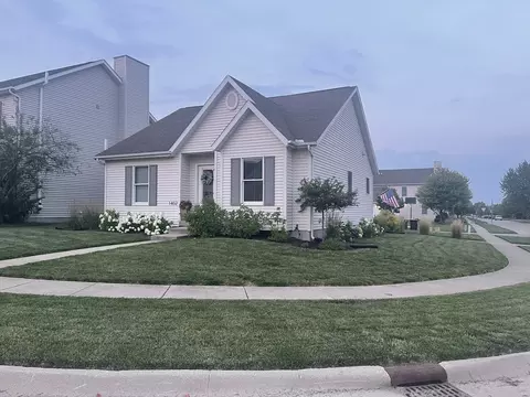 Exterior - 1402 River Landing St, Normal, IL 61761 photo 10 of 10