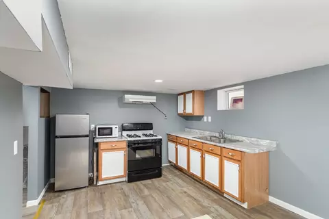 Kitchen - 1311 Kane St, Aurora, IL 60505 photo 2 of 2