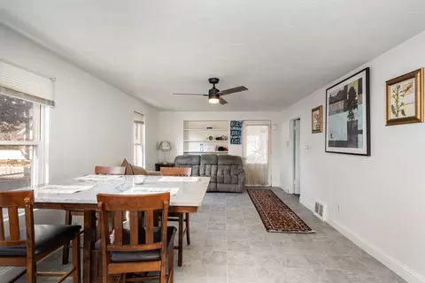 Dining - 1311 Kane St, Aurora, IL 60505 photo 1 of 1