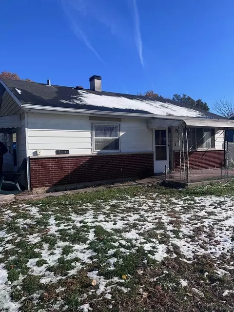 15433 Crocket Ln, Markham, IL 60428