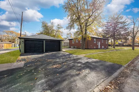 Exterior - 3336 178th St, Lansing, IL 60438 photo 2 of 3