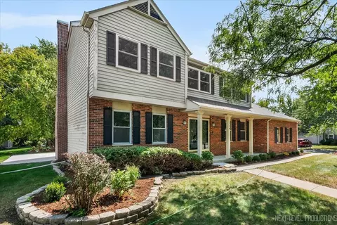 1704 Kenyon Dr, Naperville, IL 60565