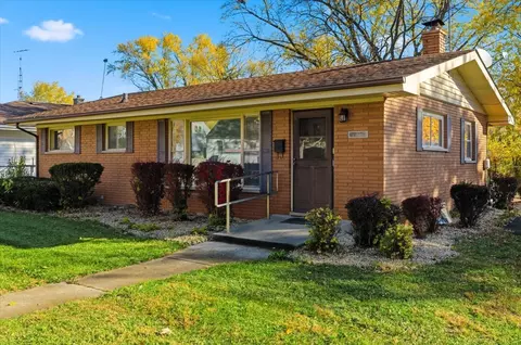 2311 Horeb Ave, Zion, IL 60099