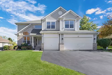 77 Bridlepath Dr, Lindenhurst, IL 60046