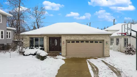 4607 Arthur Ave, Brookfield, IL 60513