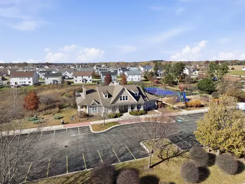 View/Area - 949 Hyte St, Plano, IL 60545 photo 6 of 11