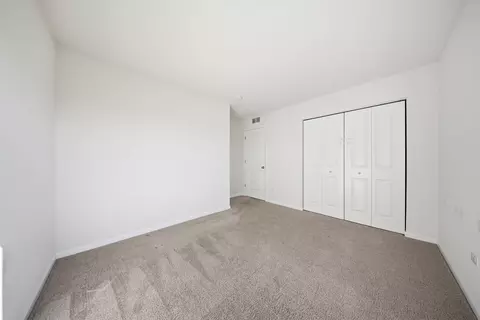 Bedroom - 949 Hyte St, Plano, IL 60545 photo 2 of 6