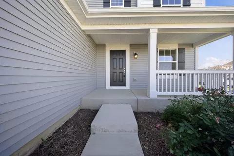 Exterior - 949 Hyte St, Plano, IL 60545 photo 2 of 5