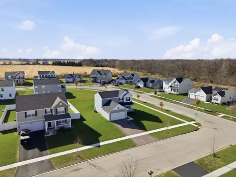 View/Area - 949 Hyte St, Plano, IL 60545 photo 2 of 11
