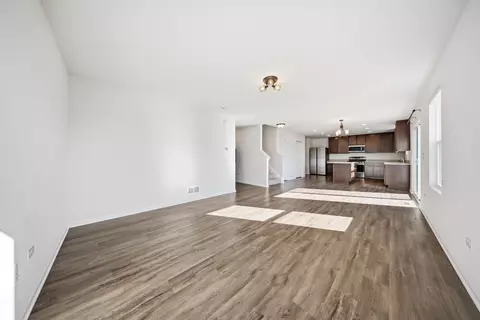 Living - 949 Hyte St, Plano, IL 60545 photo 2 of 4
