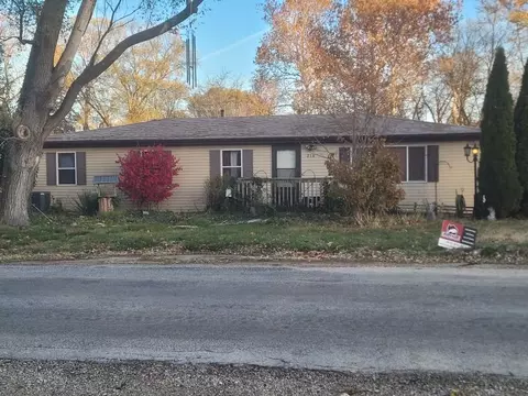 216 W Main St, Braceville, IL 60407