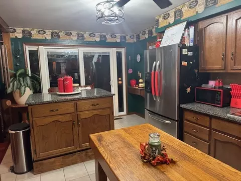 21 Colonial Dr, Clinton, IL 61727 photo 21