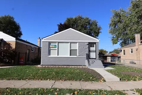 12526 Honore St, Calumet Park, IL 60827