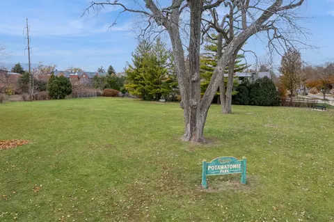 648 1st Ave, Des Plaines, IL 60016 photo 23