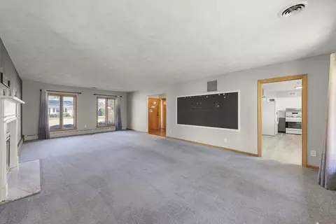 Living - 175 S Harrison Ave, Aurora, IL 60506 photo 2 of 5