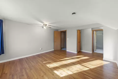 Bedroom - 175 S Harrison Ave, Aurora, IL 60506 photo 5 of 8