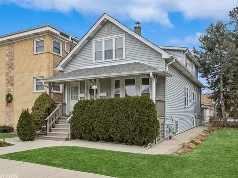 2539 N 74th Ct, Elmwood Park, IL 60707