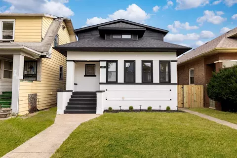 115 S 20th Ave, Maywood, IL 60153