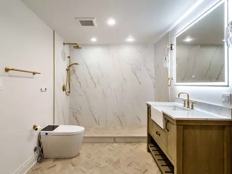 Bath - 1 Morrison Rd, Northbrook, IL 60062 photo 9 of 9