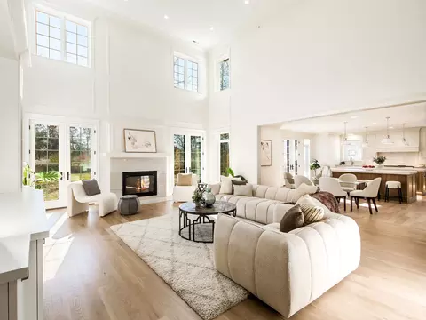 Living - 1 Morrison Rd, Northbrook, IL 60062 photo 1 of 4