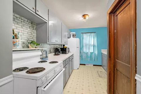 Kitchen - 418 Armstrong St, Morris, IL 60450 photo 1 of 5