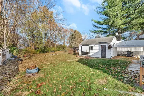 Exterior - 418 Armstrong St, Morris, IL 60450 photo 6 of 7